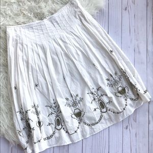🌸Anthropologie Oddile pleated embroidered skirt